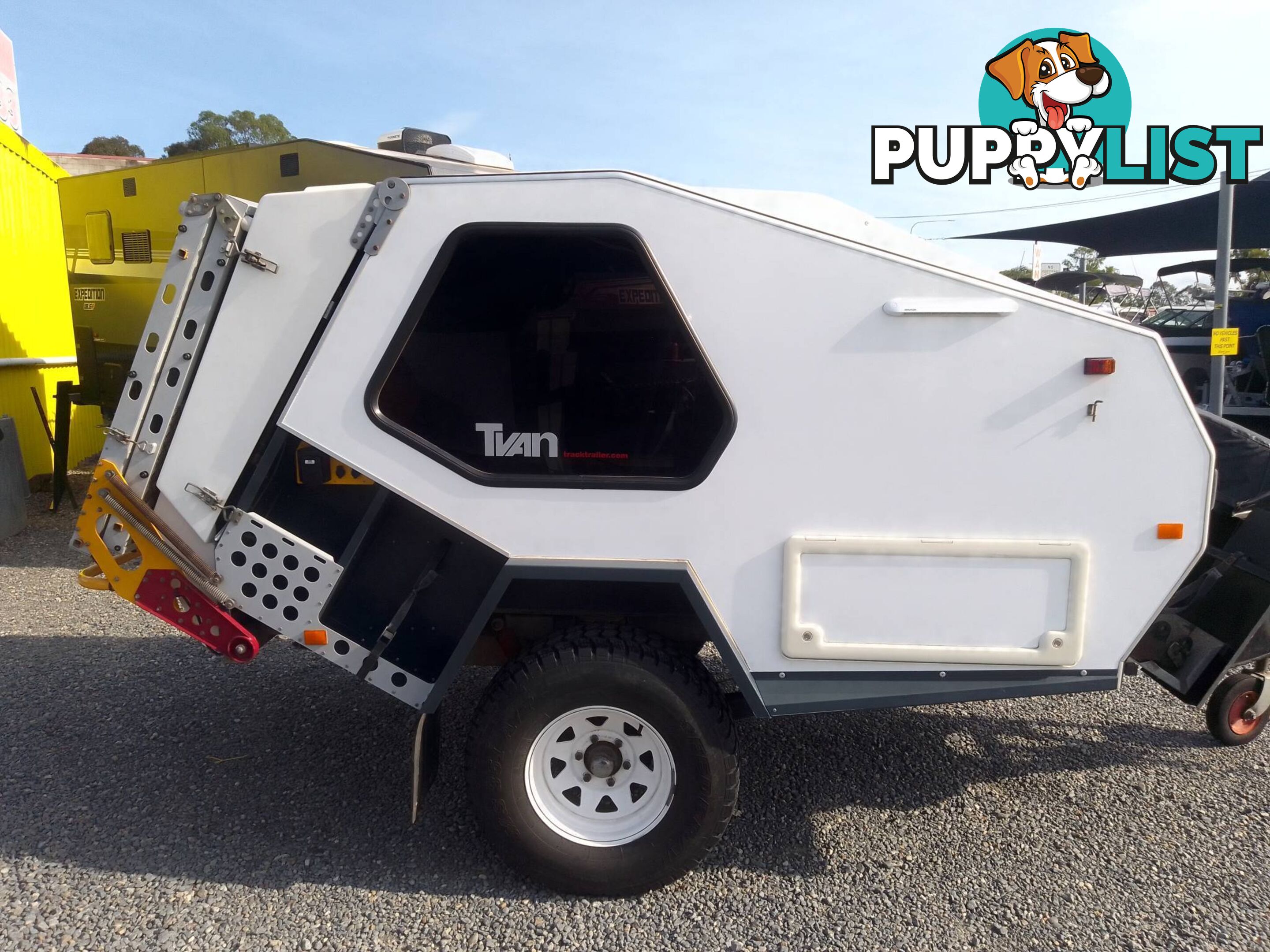 TRACK TRAILER TVAN 14FT OFFROAD TOURING CARAVAN