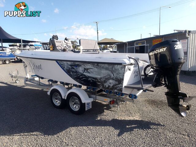 CRUISE CRAFT 6M CENTRE CONSOLE-200HP MERCURY 2 STROKE AND TRAILER