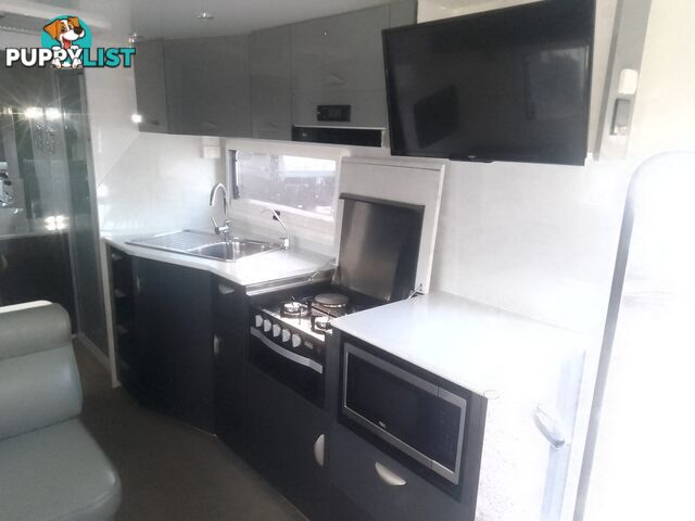 USED 2021 REGENT DISCOVERER RDC206 OFF ROAD DUAL AXLE TOURING CARAVAN