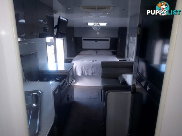 USED 2021 REGENT DISCOVERER RDC206 OFF ROAD DUAL AXLE TOURING CARAVAN