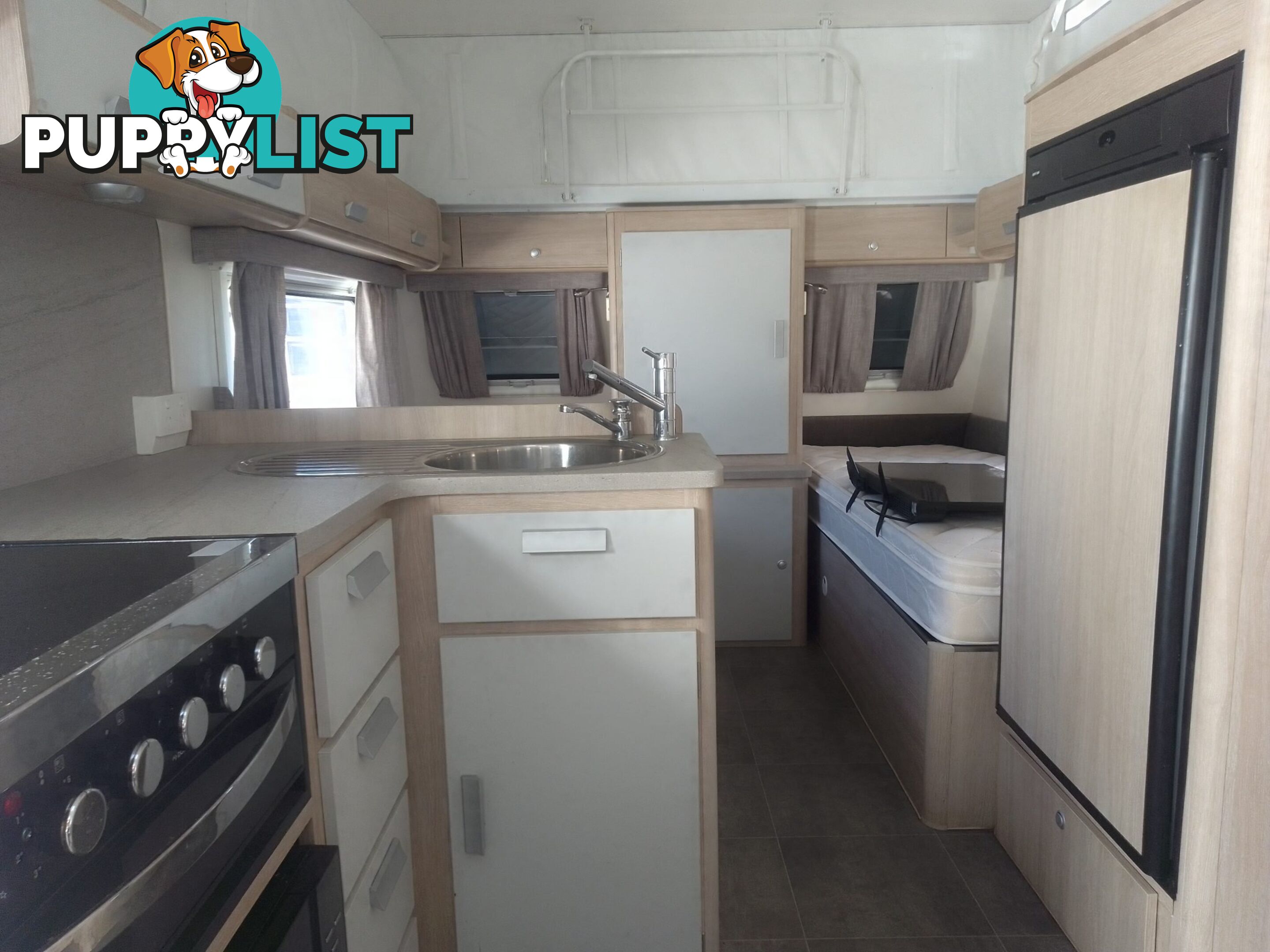 USED 2018 JAYCO JOURNEY LUXURY SINGLE AXLE POP TOP CARAVAN
