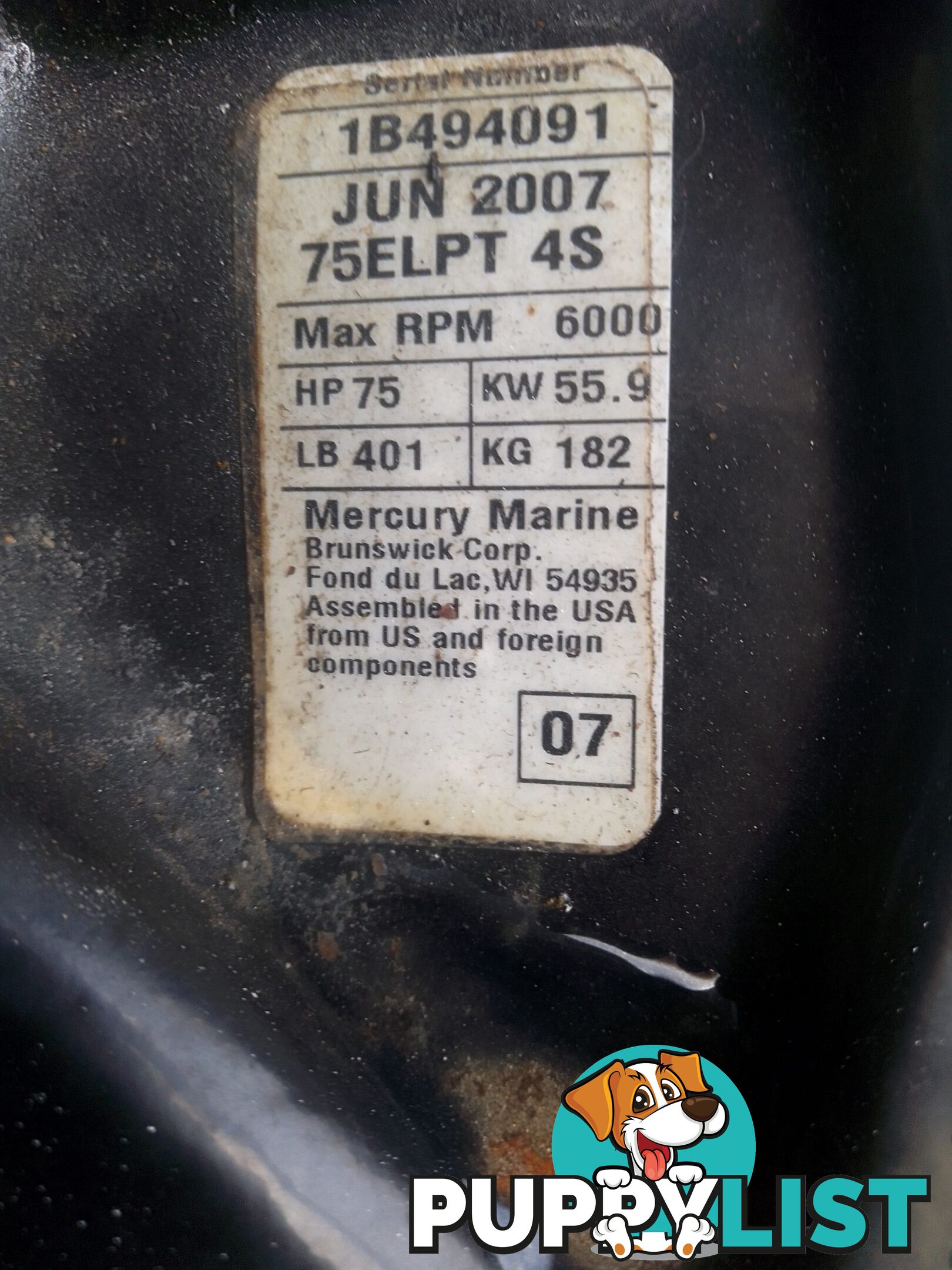 USED 2011 BROOKER DISCOVERY 5M CENTRE CONSOLE WITH A 2007 75HP MERCURY EFI 4 STROKE OUTBOARD ON A 2002 QUINTREX SINGLE AXLE TRAILER.