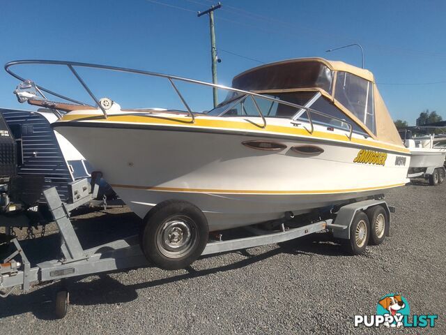 USED 1989 SMUGGLER 6.30 HALF CABIN WITH A 225HP V6 EVINRUDE OUTBOARD ON A 2000 MODEL DUAL AXLE TRAILER.