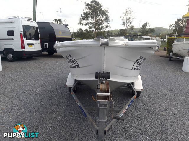 QUINTREX TOP ENDER 430 RUNABOUT-MERCURY 40HP 4 STROKE AND TRAILER