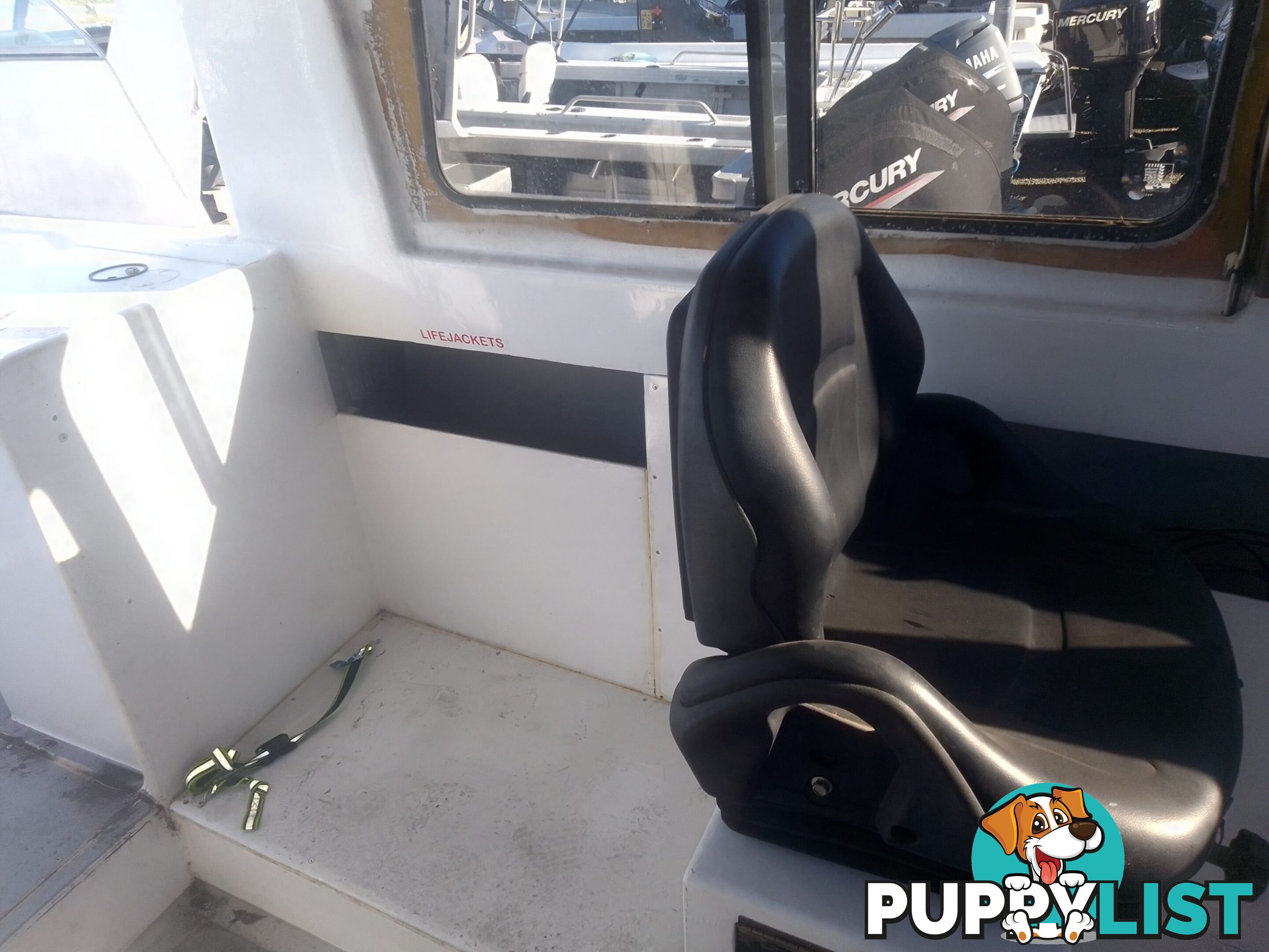 USED 1985 SWIFT CRAFT 7.1M HALF CABIN WTH A 6 CYLINDER MERCRUISER INBOARD DIESEL ENGINE ON A CUSTOM DUAL AXLE TRAILER