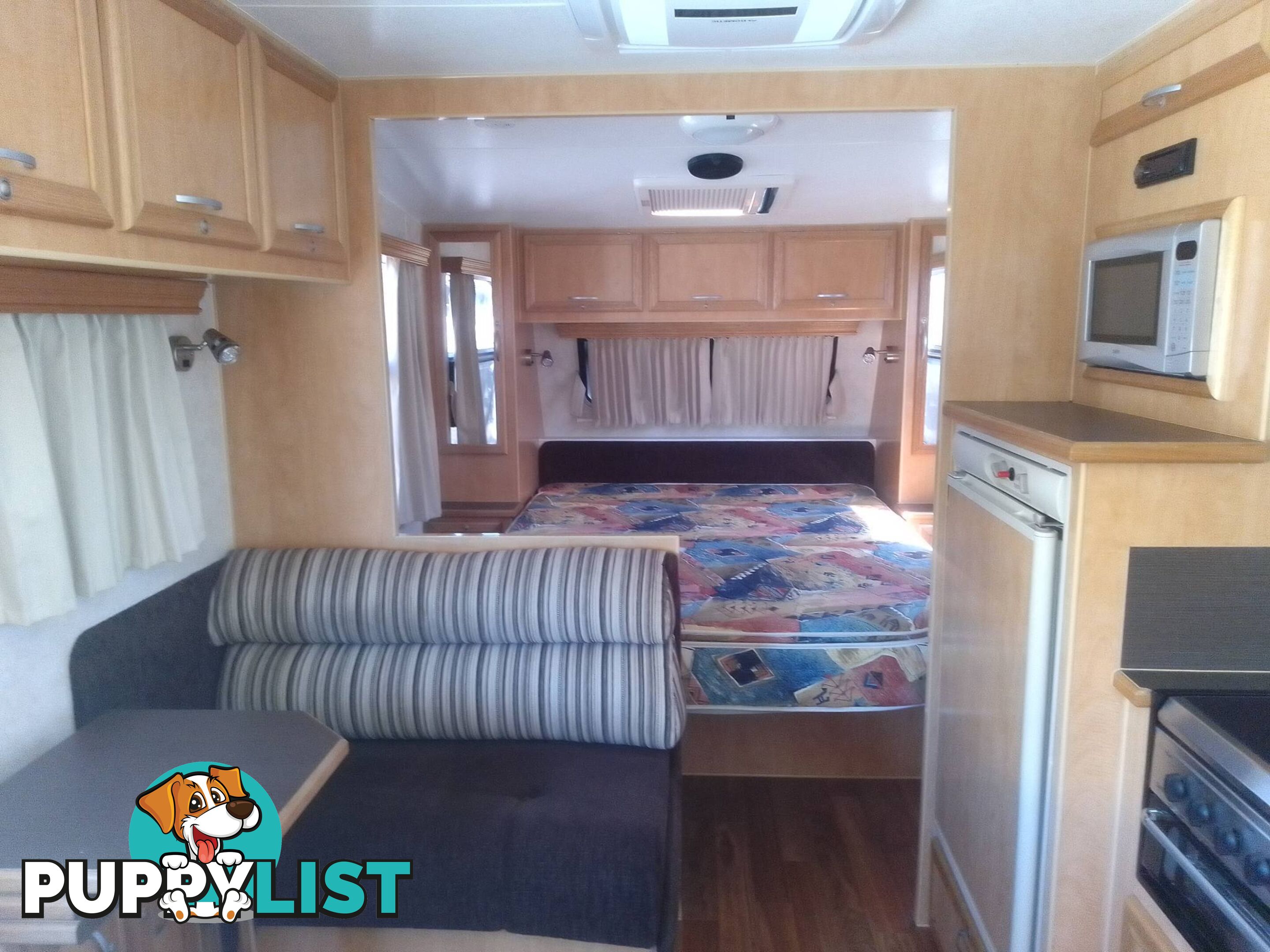 USED 2011 CREATIVE GRANT TOURER IN EXCELLENT CONDITION THROUGHOUT