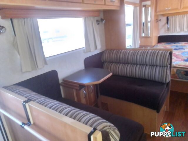 USED 2011 CREATIVE GRANT TOURER IN EXCELLENT CONDITION THROUGHOUT
