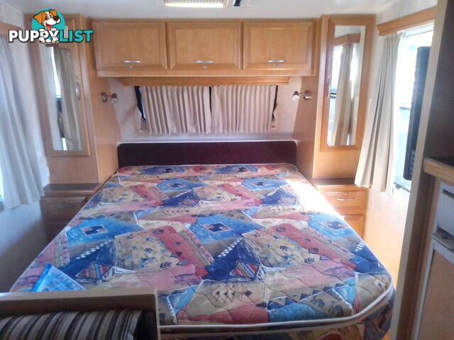 USED 2011 CREATIVE GRANT TOURER IN EXCELLENT CONDITION THROUGHOUT