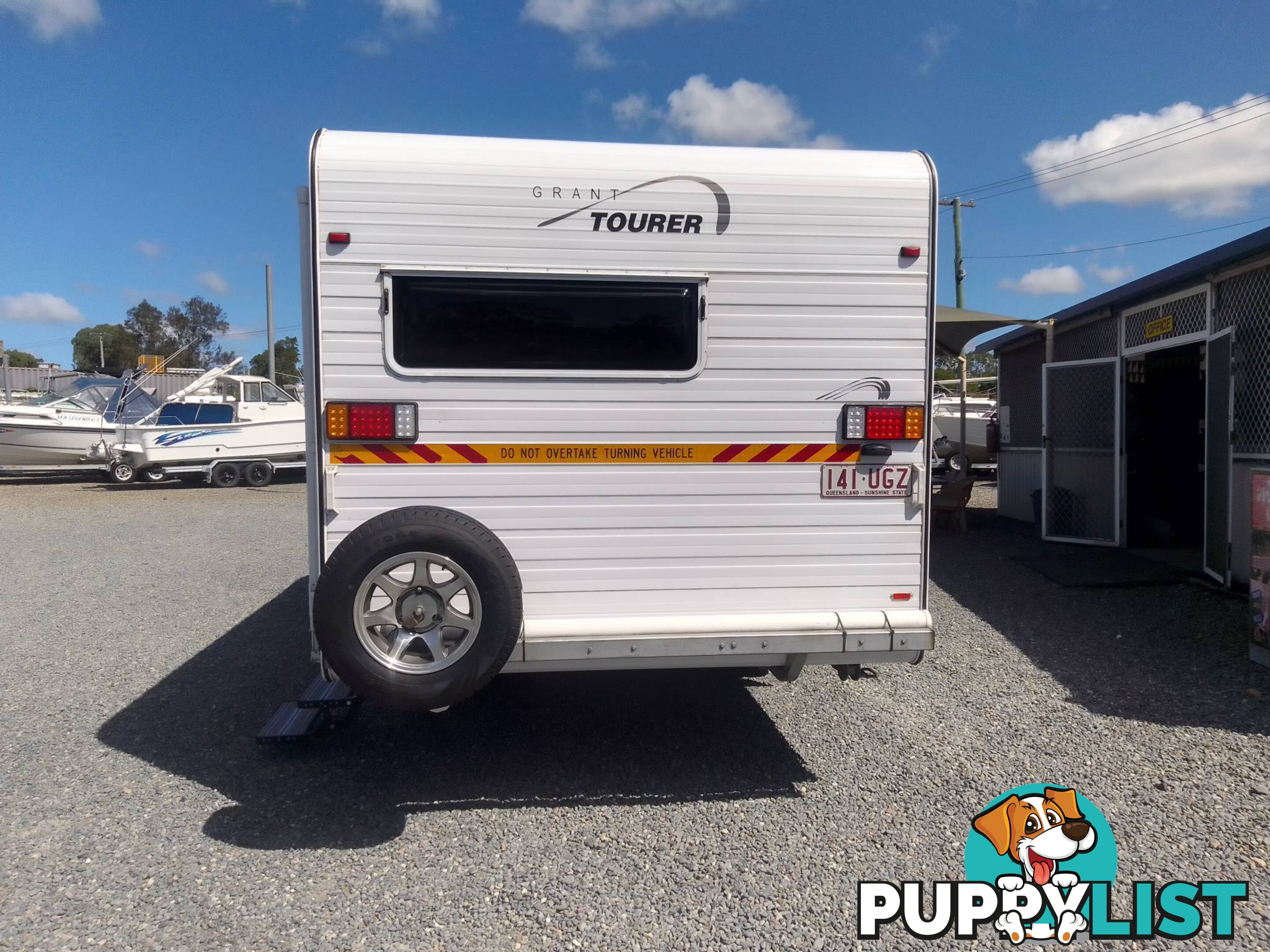 USED 2011 CREATIVE GRANT TOURER IN EXCELLENT CONDITION THROUGHOUT