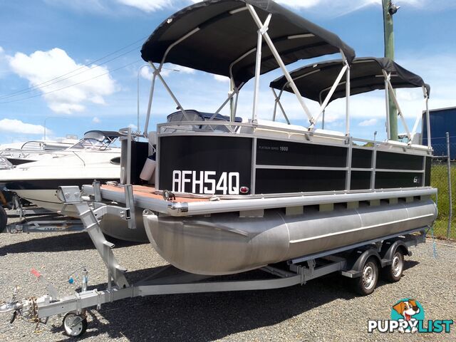 5.8M SUNNER ALUMINIUM PONTOON BOAT-YAMAHA 70HP 4 STROKE AND TRAILER