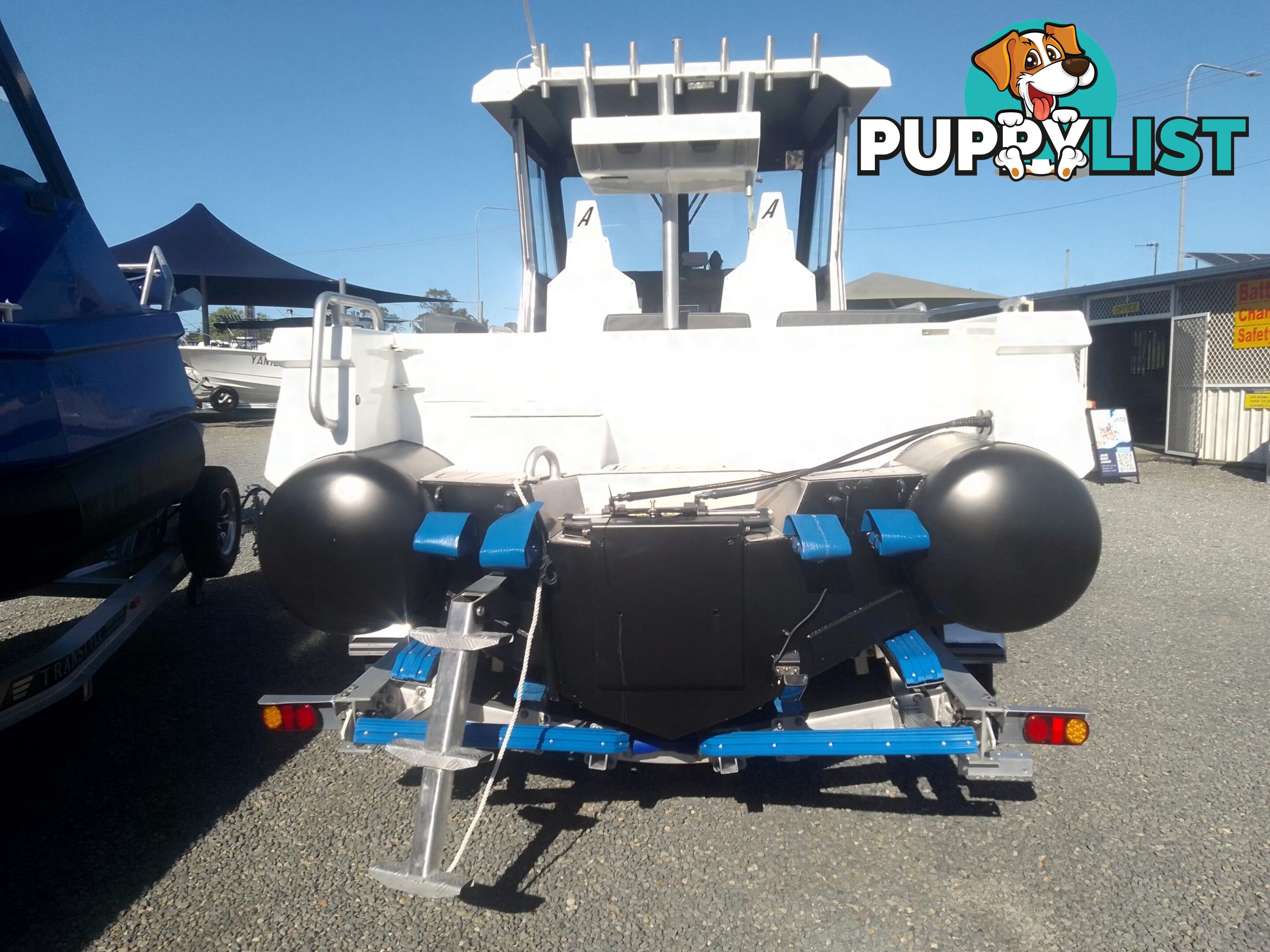ACRAFT BRAND NEW ALUMINIUM 2025 MODEL 625 HT ADVANCED FORWARD CABIN AND ALLOY TRAILER *** STARTING PRICE INCLUDES 150HP SUZUKI 0R EQUIVALENT BRAND 4 STROKE OUTBOARD ***