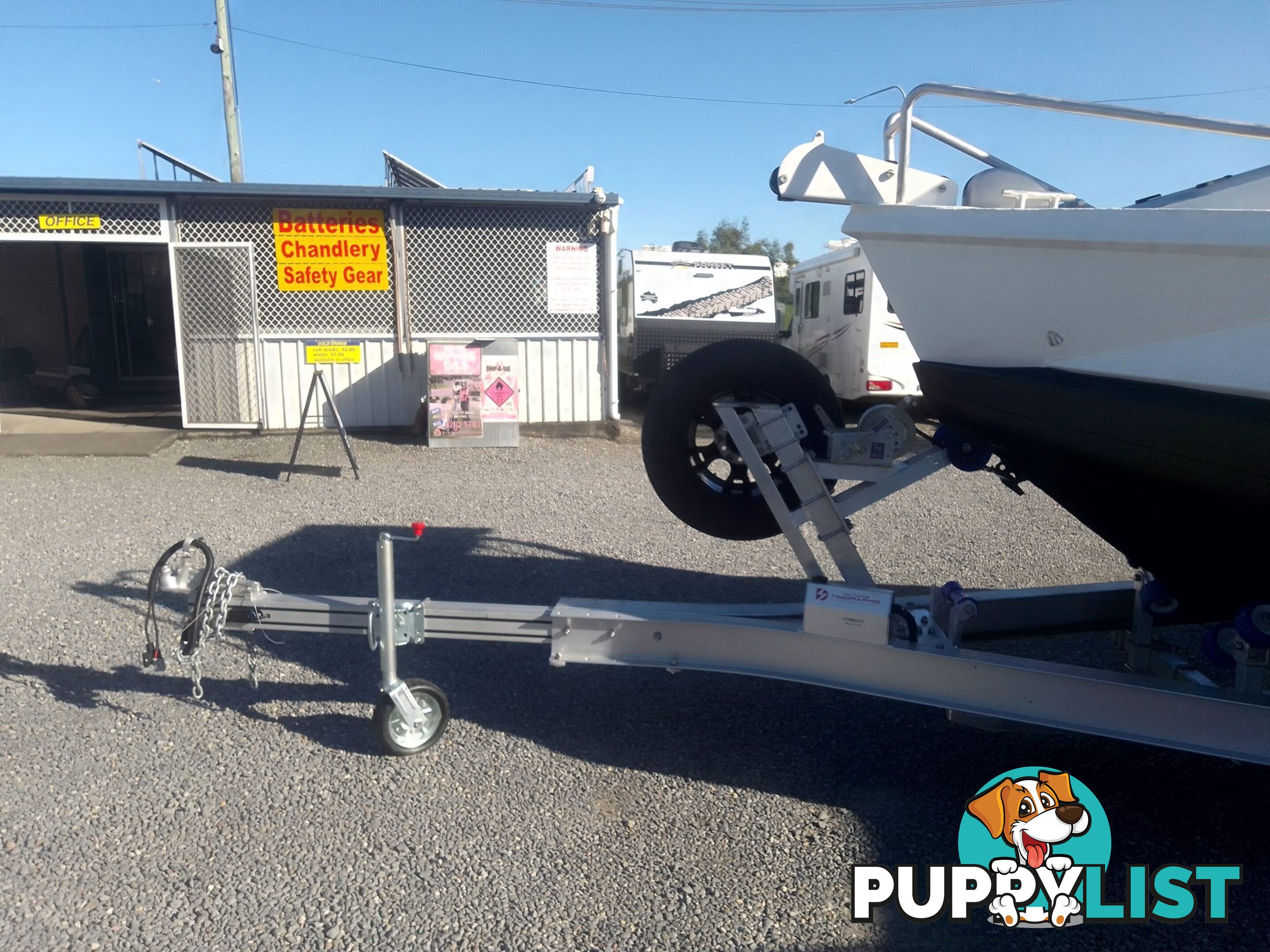 ACRAFT BRAND NEW ALUMINIUM 2025 MODEL 625 HT ADVANCED FORWARD CABIN AND ALLOY TRAILER *** STARTING PRICE INCLUDES 150HP SUZUKI 0R EQUIVALENT BRAND 4 STROKE OUTBOARD ***