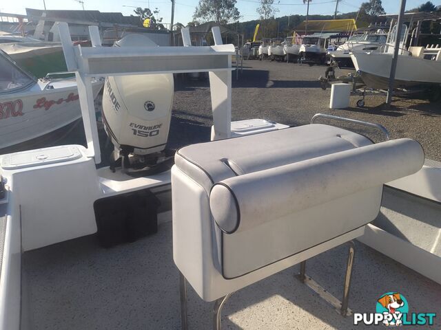 USED 2012 BONITO 560 CENTRE CONSOLE WITH A 2016 150HP EVINRUDE ETEC OUTBOARD ON A 2016 MAYFAIR MARINE DUAL AXLE TRAILER