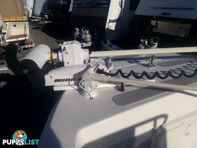 USED 2012 BONITO 560 CENTRE CONSOLE WITH A 2016 150HP EVINRUDE ETEC OUTBOARD ON A 2016 MAYFAIR MARINE DUAL AXLE TRAILER