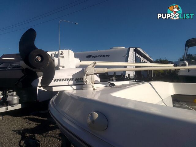 USED 2012 BONITO 560 CENTRE CONSOLE WITH A 2016 150HP EVINRUDE ETEC OUTBOARD ON A 2016 MAYFAIR MARINE DUAL AXLE TRAILER