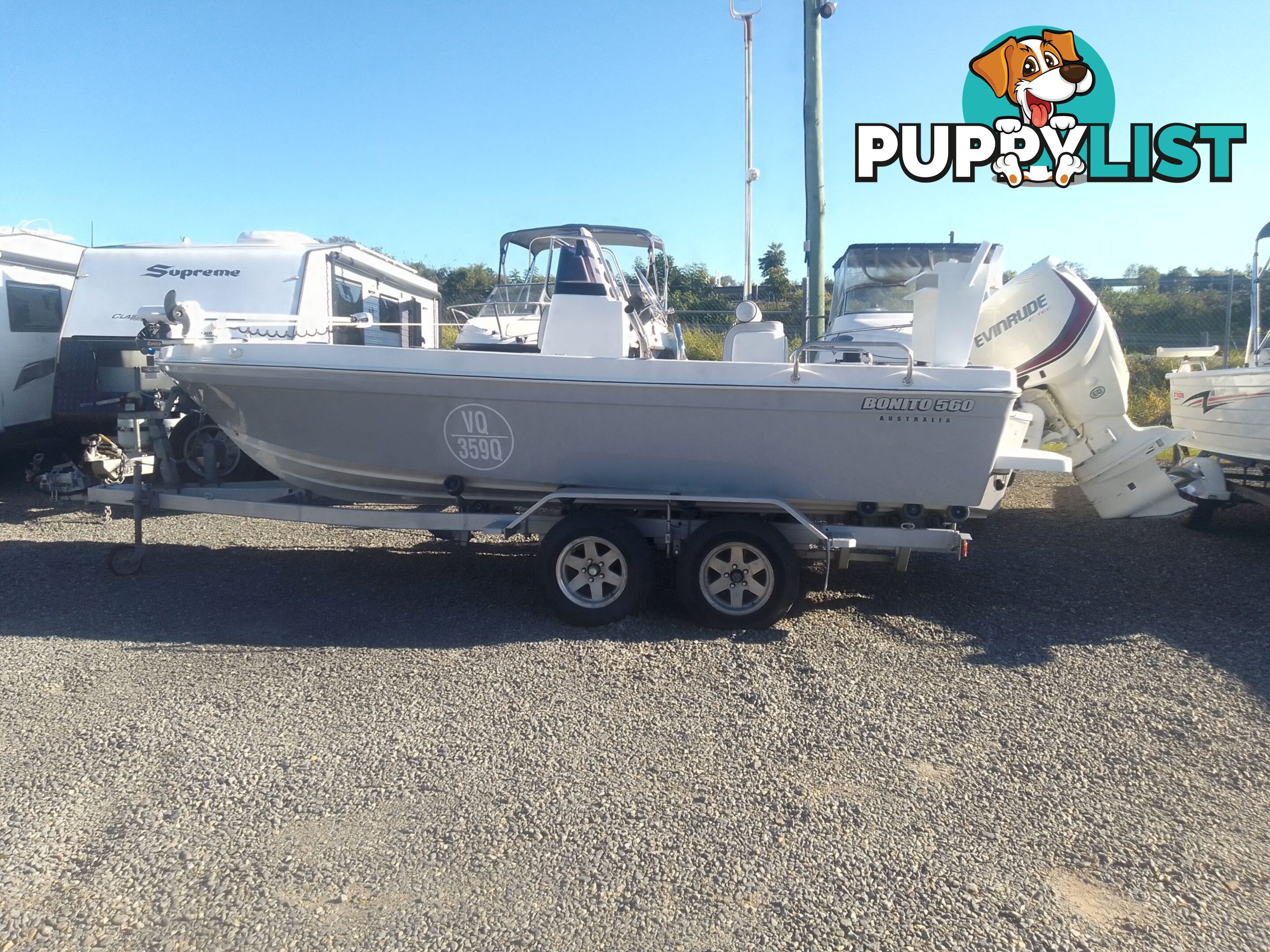 USED 2012 BONITO 560 CENTRE CONSOLE WITH A 2016 150HP EVINRUDE ETEC OUTBOARD ON A 2016 MAYFAIR MARINE DUAL AXLE TRAILER