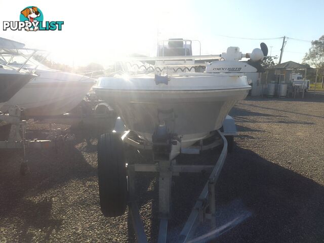 USED 2012 BONITO 560 CENTRE CONSOLE WITH A 2016 150HP EVINRUDE ETEC OUTBOARD ON A 2016 MAYFAIR MARINE DUAL AXLE TRAILER