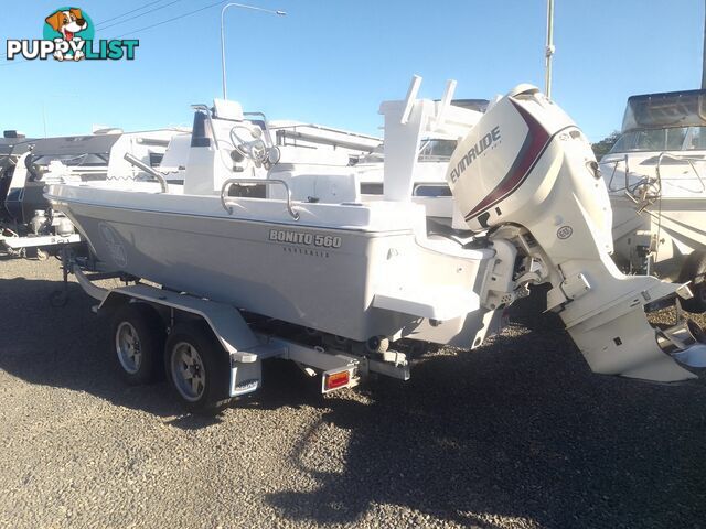 USED 2012 BONITO 560 CENTRE CONSOLE WITH A 2016 150HP EVINRUDE ETEC OUTBOARD ON A 2016 MAYFAIR MARINE DUAL AXLE TRAILER