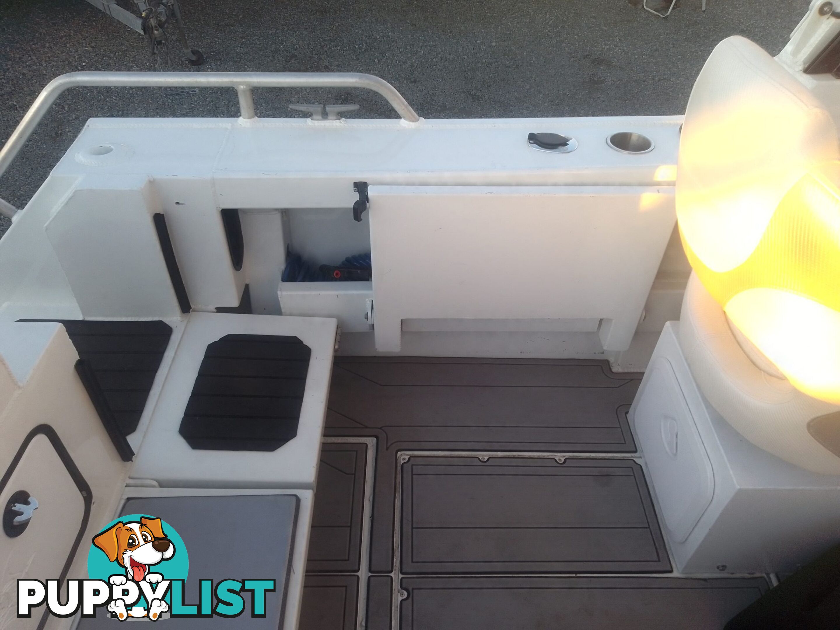 USED 2022 FORMOSA SRT PRO 565 CENTRE CONSOLE ON A 2022 DUNBIER DUAL AXLE TRAILER WITH A 2022 SUZUKI 4 STROKE 175HP OUTBOARD