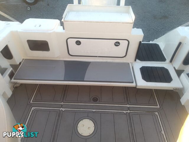 USED 2022 FORMOSA SRT PRO 565 CENTRE CONSOLE ON A 2022 DUNBIER DUAL AXLE TRAILER WITH A 2022 SUZUKI 4 STROKE 175HP OUTBOARD