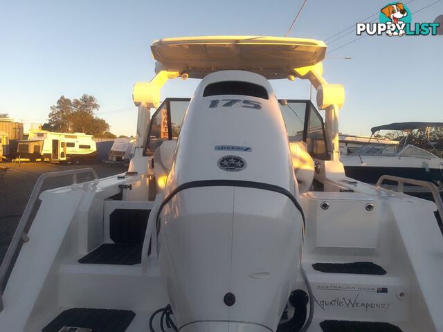USED 2022 FORMOSA SRT PRO 565 CENTRE CONSOLE ON A 2022 DUNBIER DUAL AXLE TRAILER WITH A 2022 SUZUKI 4 STROKE 175HP OUTBOARD