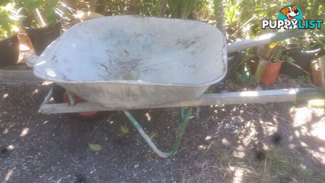 WHEELBARROW BUILDERS