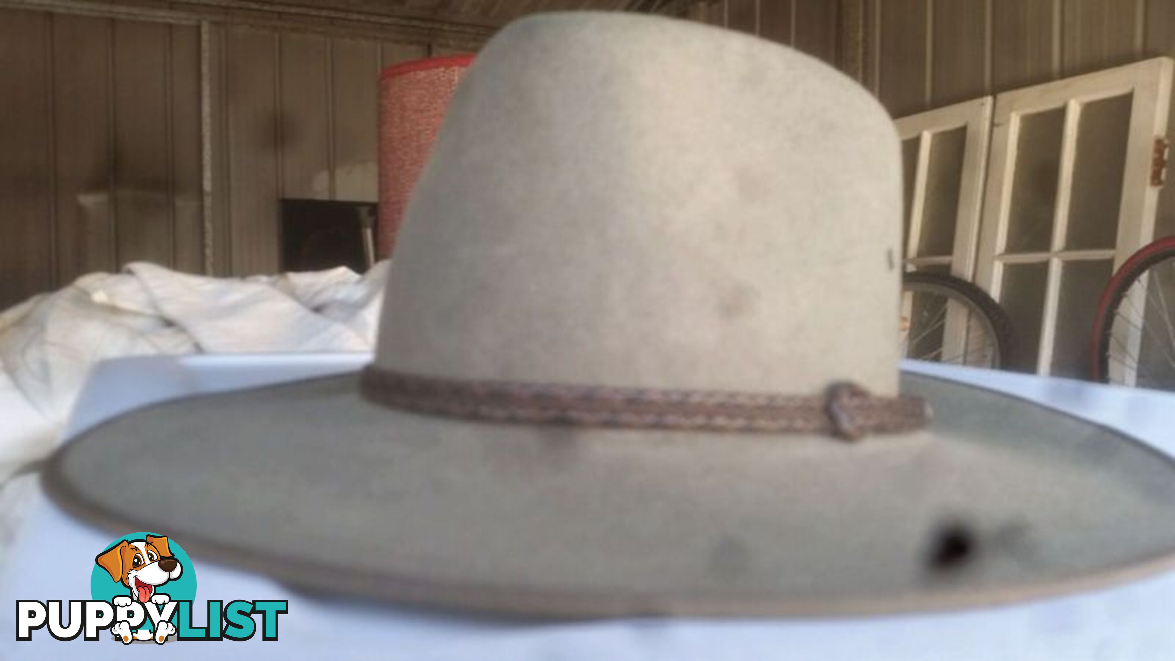 VINTAGE AKUBRA HAT SMALL SIZE 55