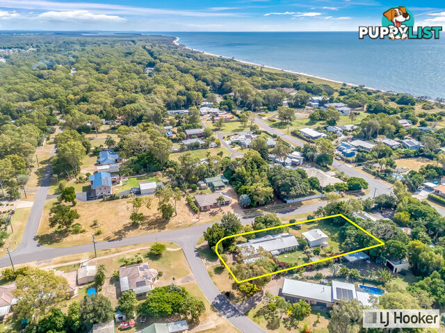 1 Elfin Court MOORE PARK BEACH QLD 4670
