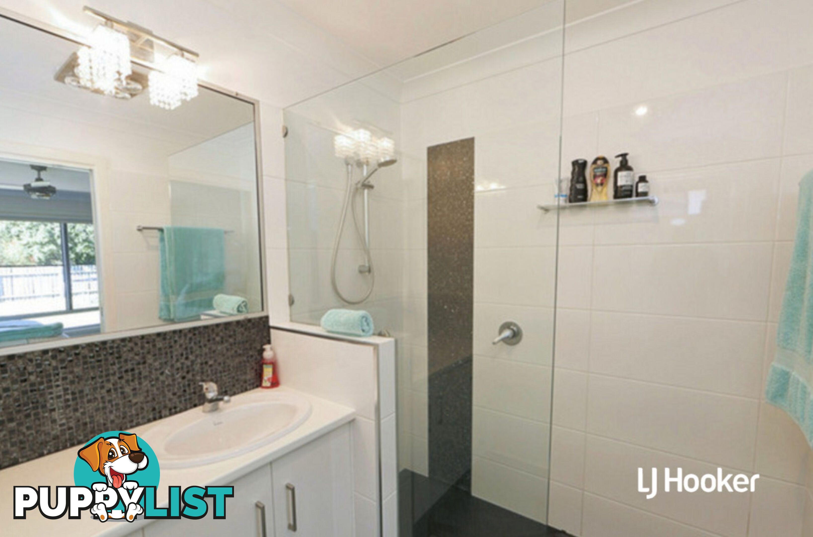 16 Logan Road INNES PARK QLD 4670