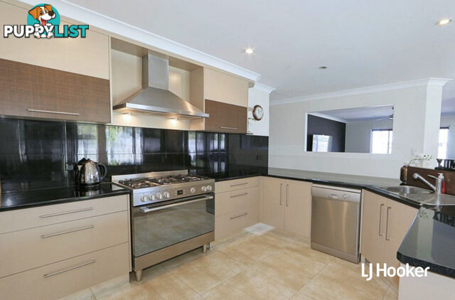 16 Logan Road INNES PARK QLD 4670