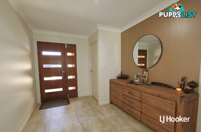 16 Logan Road INNES PARK QLD 4670