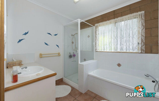 66 Sylvan Drive MOORE PARK BEACH QLD 4670