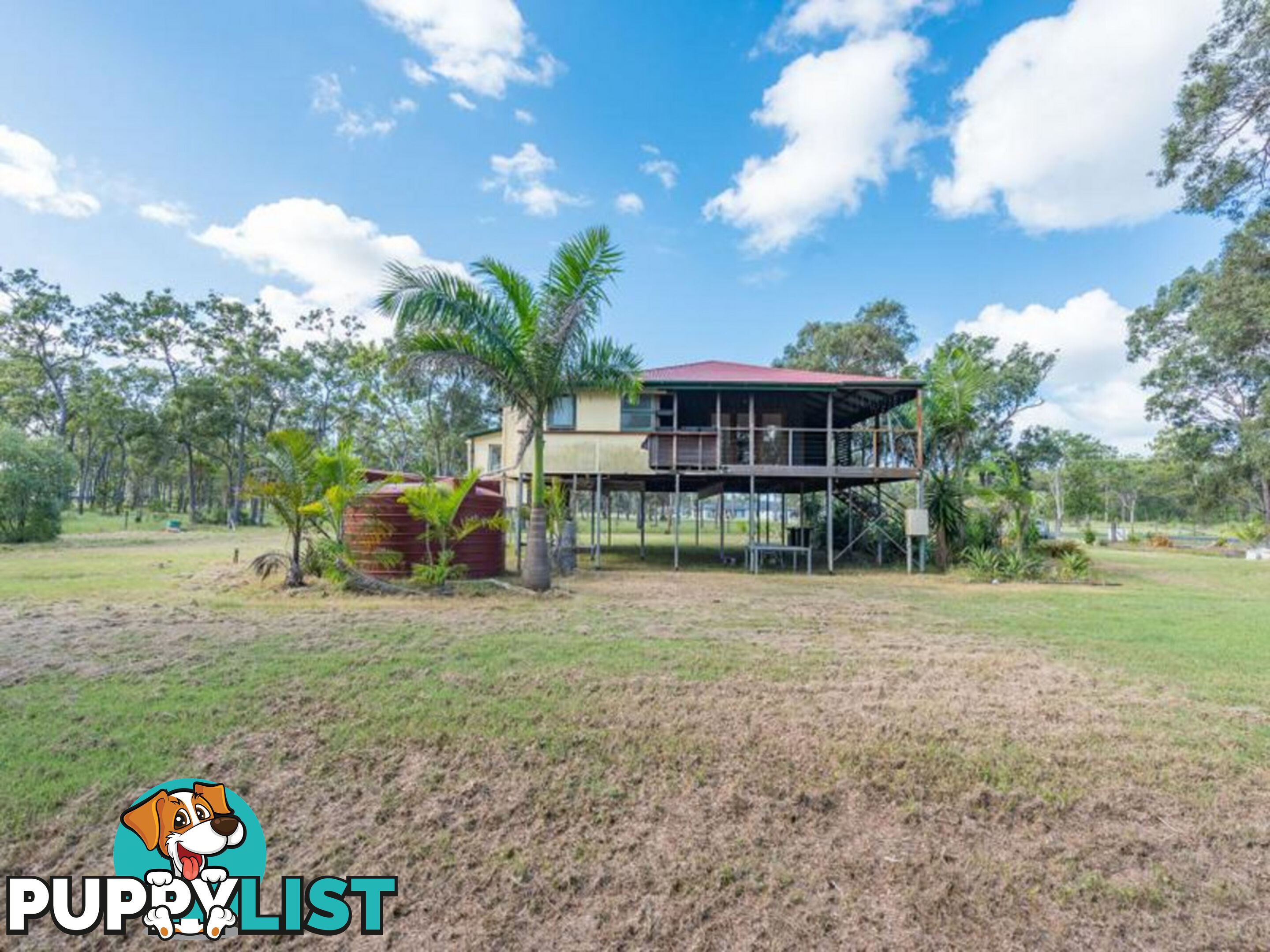 20 Robin Close MOORE PARK BEACH QLD 4670