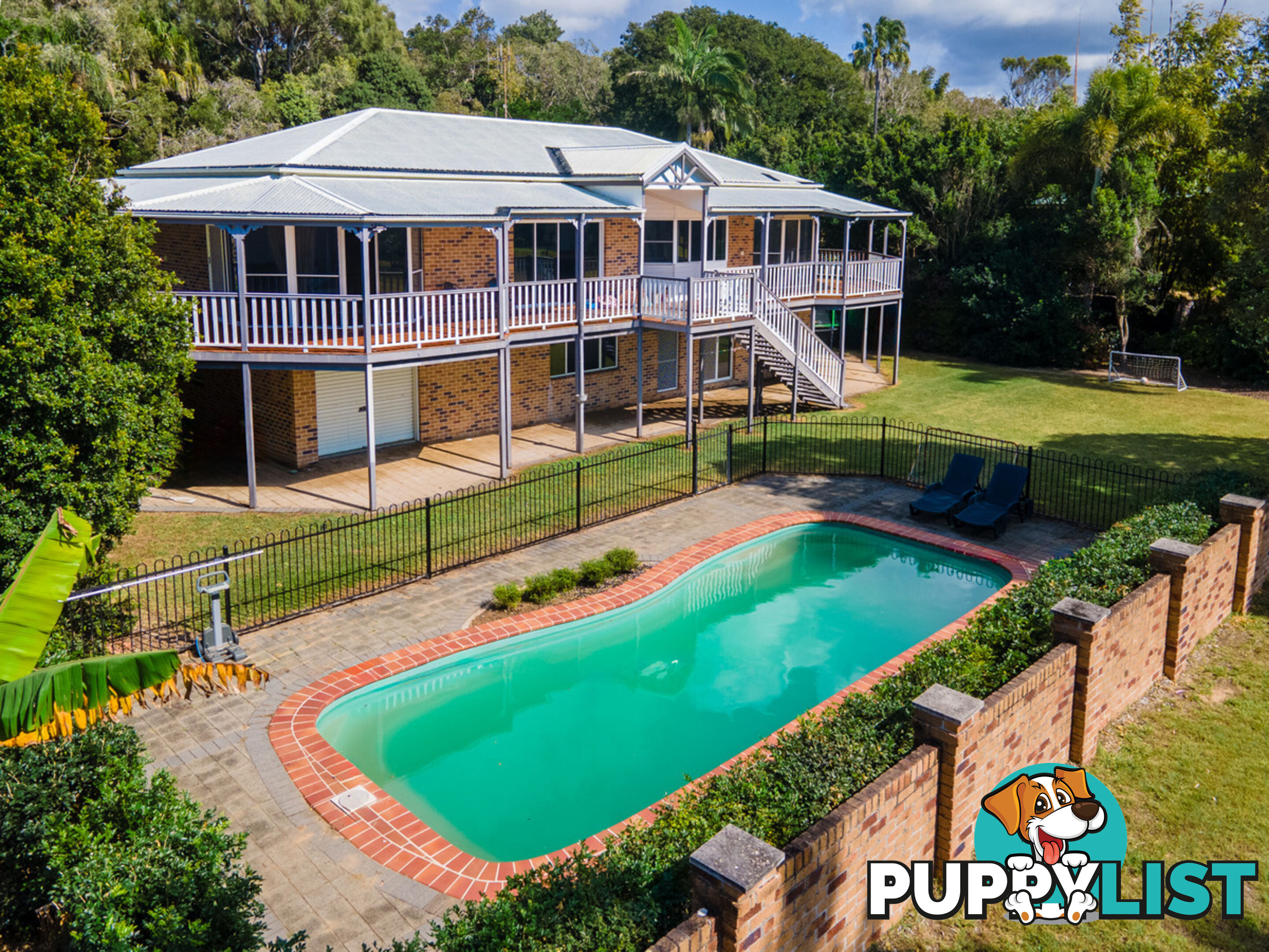 214 Sylvan Drive MOORE PARK BEACH QLD 4670