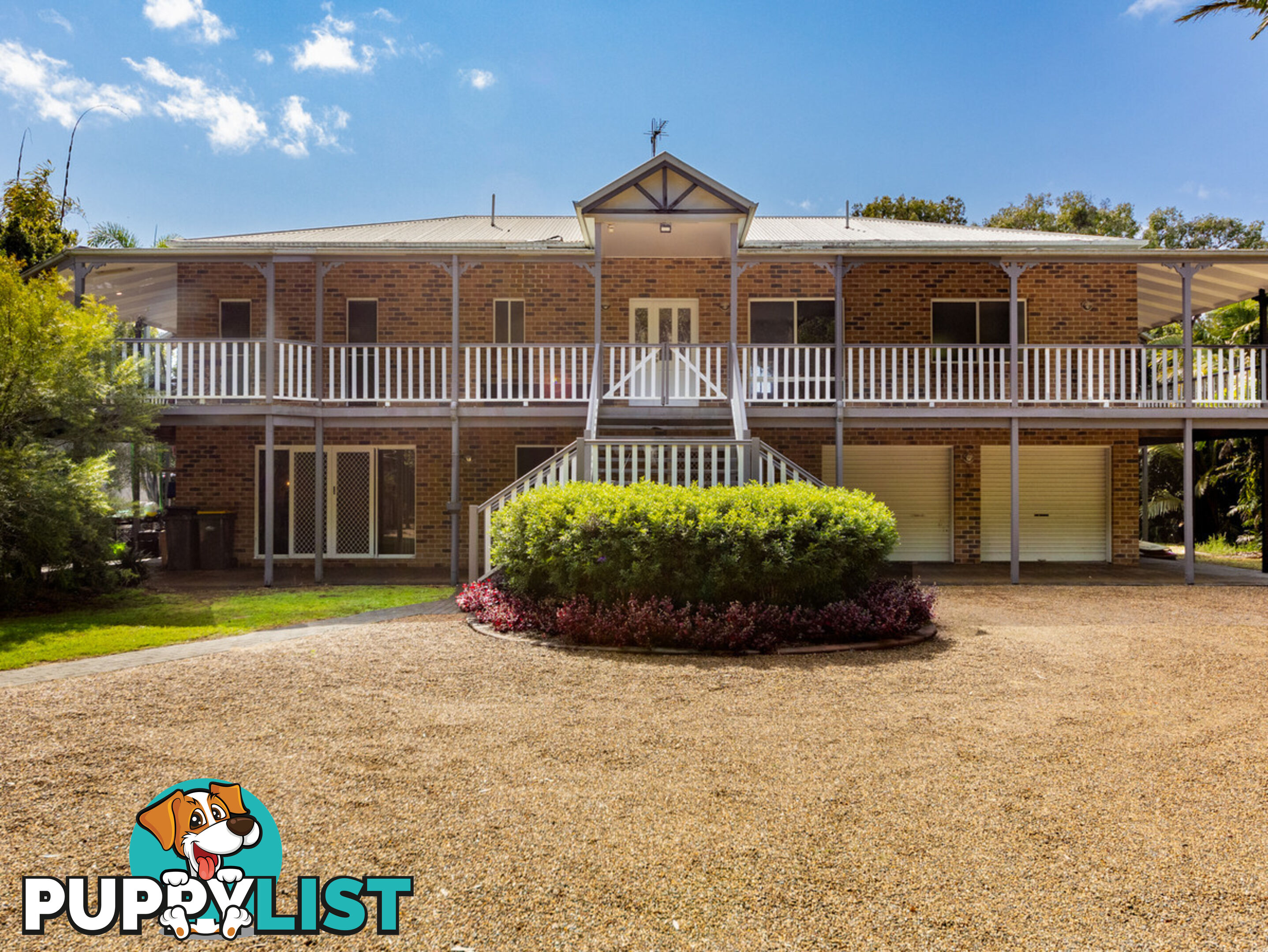 214 Sylvan Drive MOORE PARK BEACH QLD 4670