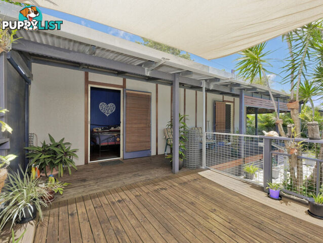 22 Powers Street BURNETT HEADS QLD 4670