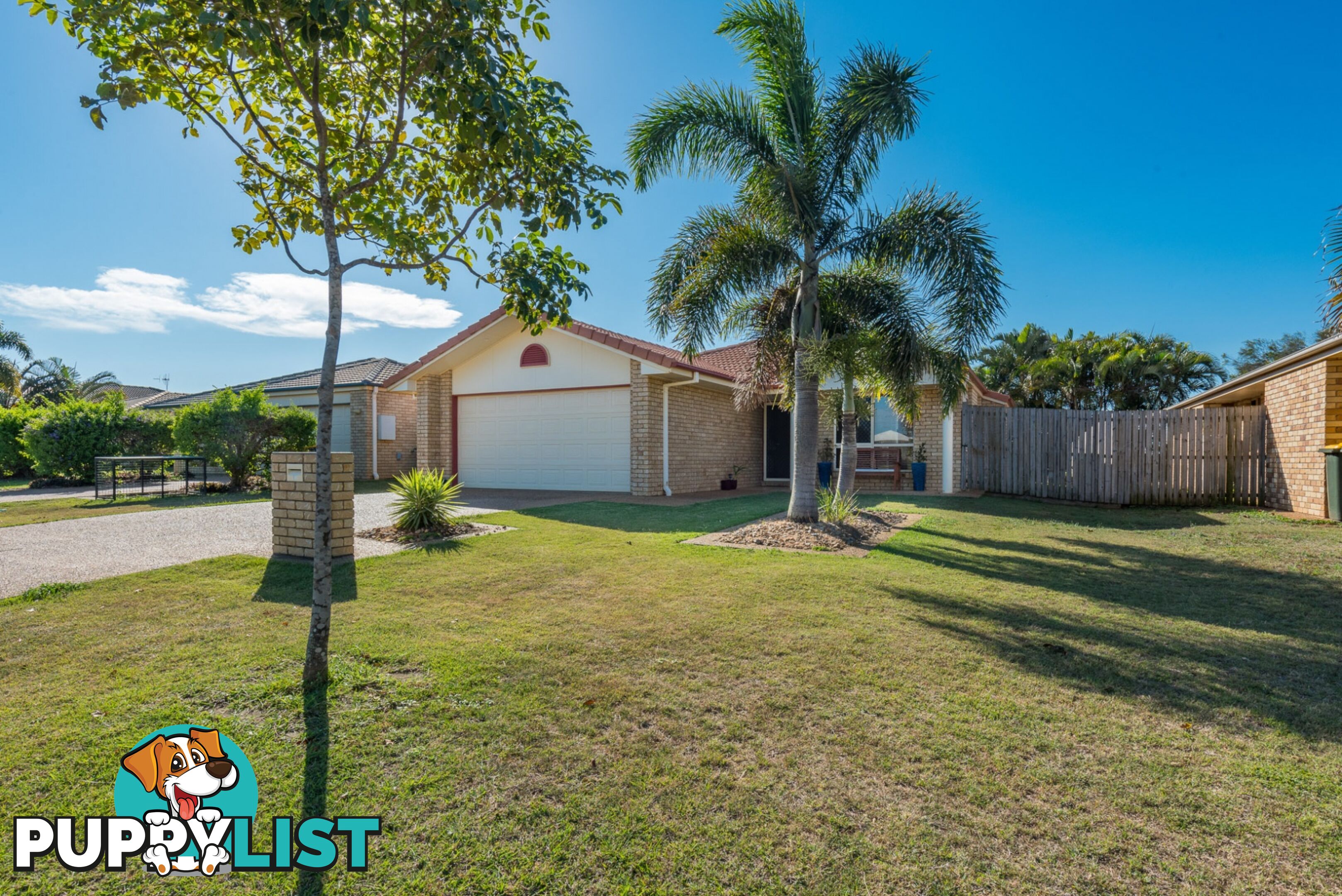 13 McCallum Close CORAL COVE QLD 4670