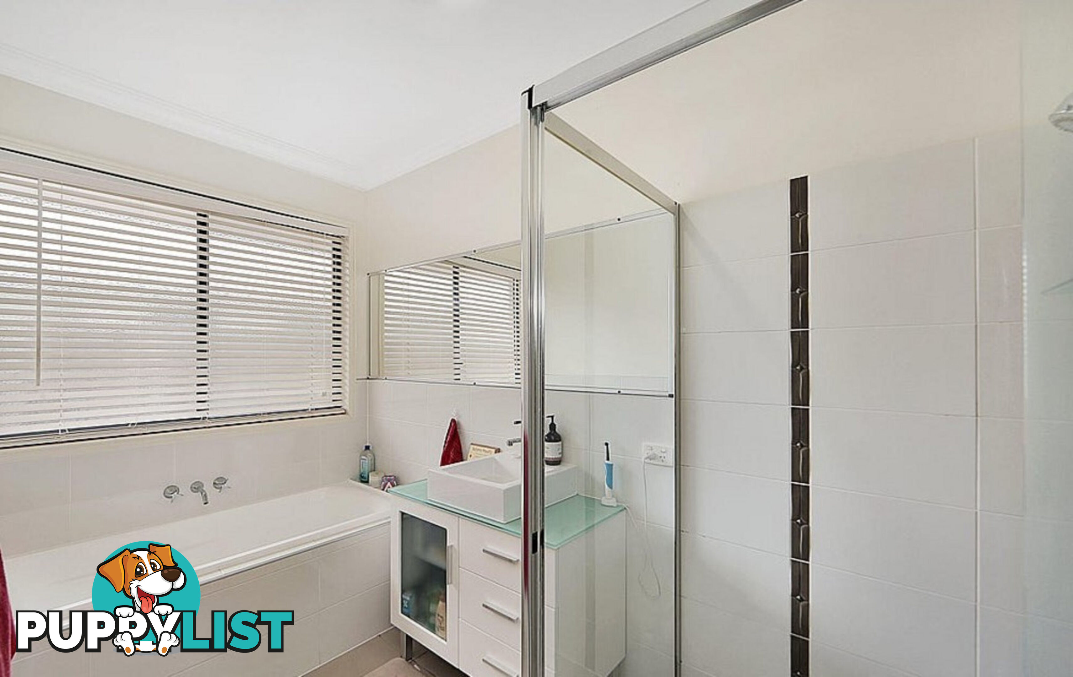 4 Whale Circuit BARGARA QLD 4670