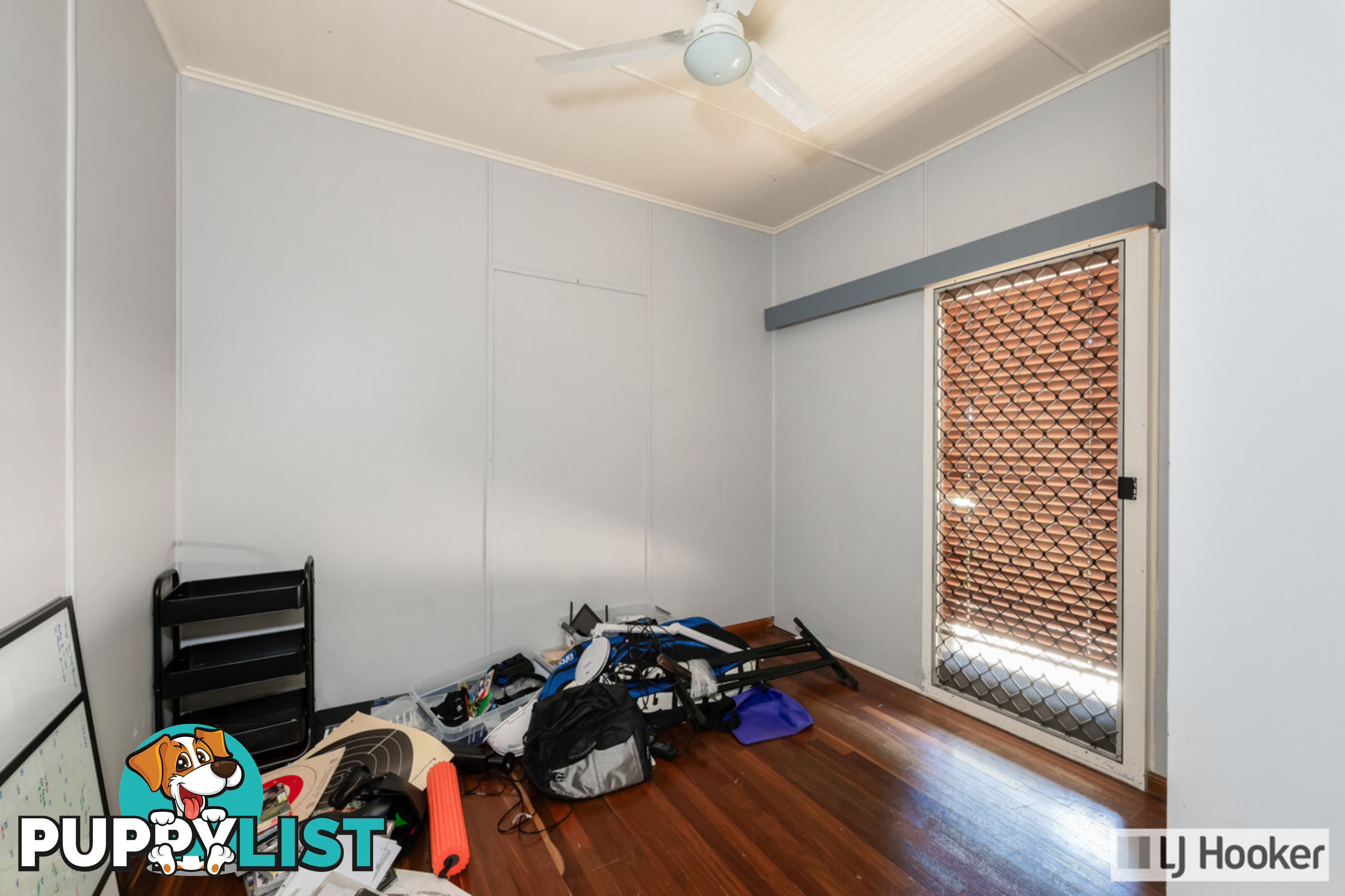 22 Powers Street BURNETT HEADS QLD 4670