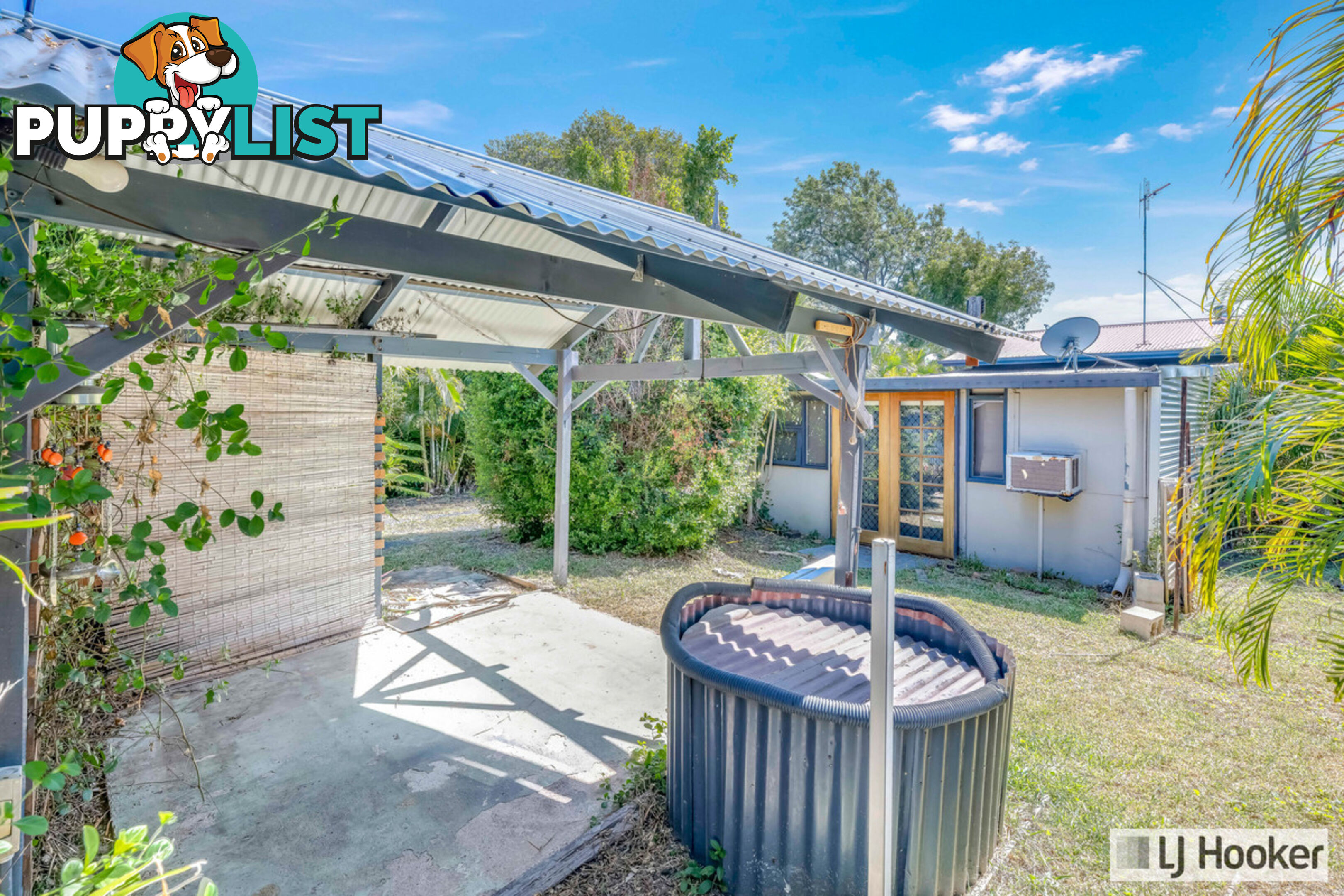 22 Powers Street BURNETT HEADS QLD 4670