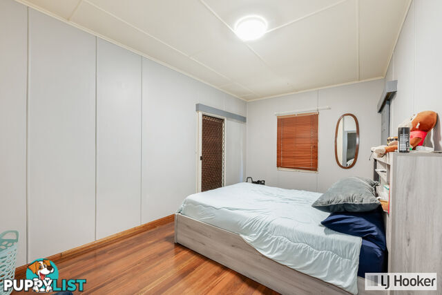 22 Powers Street BURNETT HEADS QLD 4670