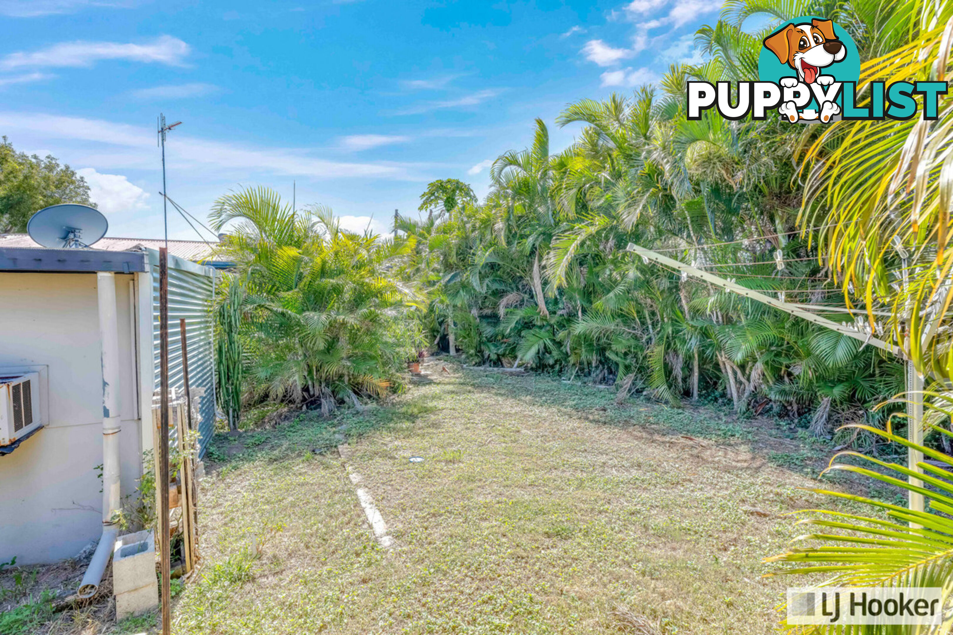 22 Powers Street BURNETT HEADS QLD 4670