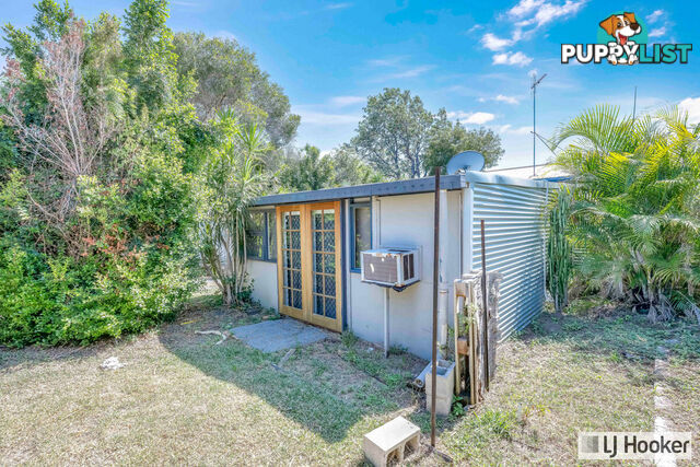 22 Powers Street BURNETT HEADS QLD 4670