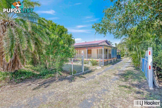 22 Powers Street BURNETT HEADS QLD 4670