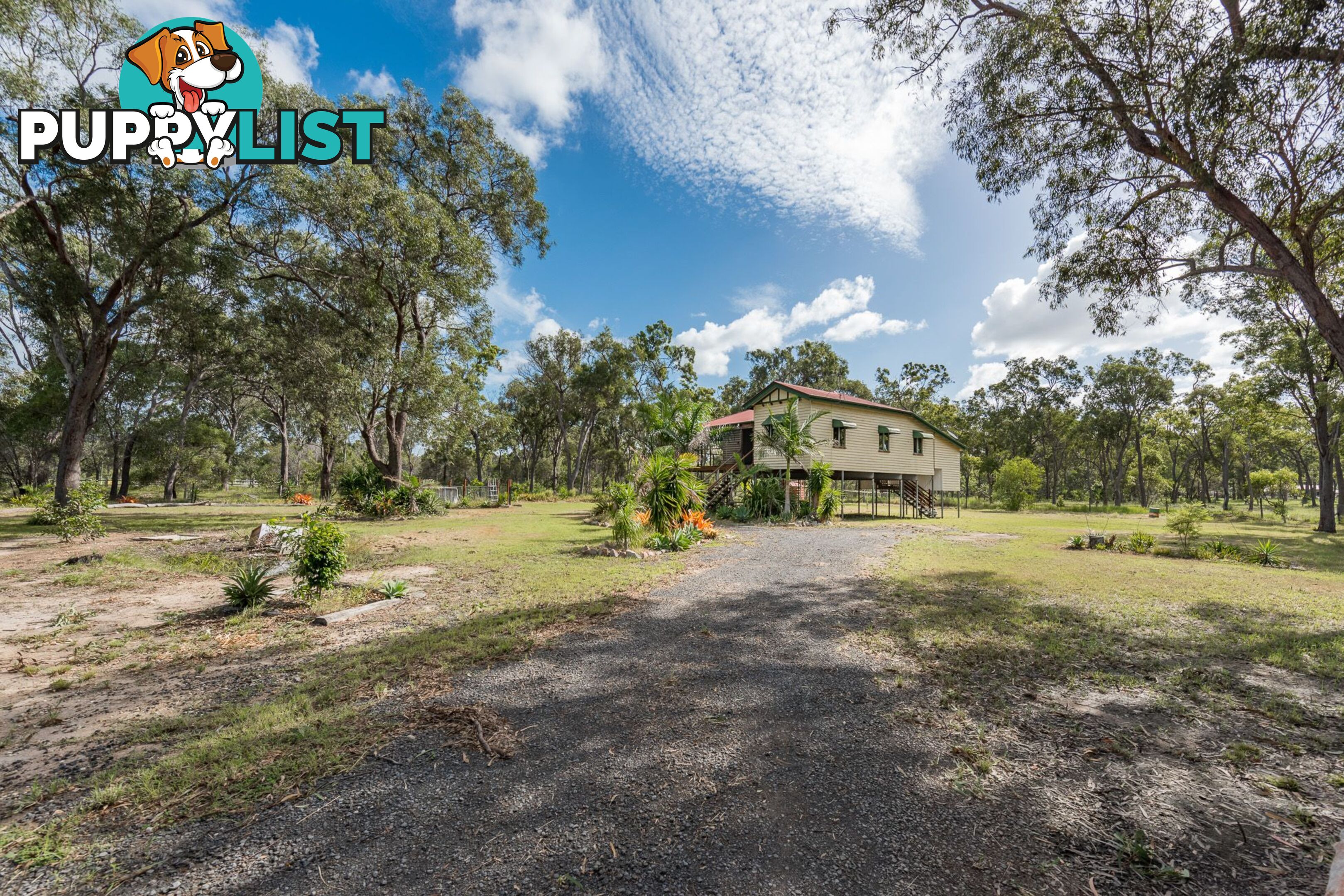 20 Robin Close MOORE PARK BEACH QLD 4670