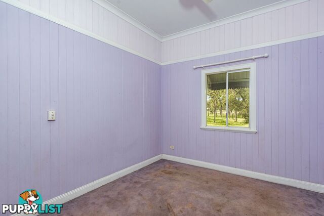 20 Robin Close MOORE PARK BEACH QLD 4670