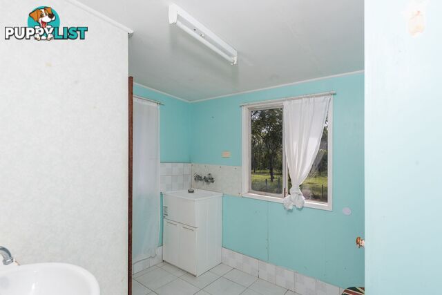 20 Robin Close MOORE PARK BEACH QLD 4670
