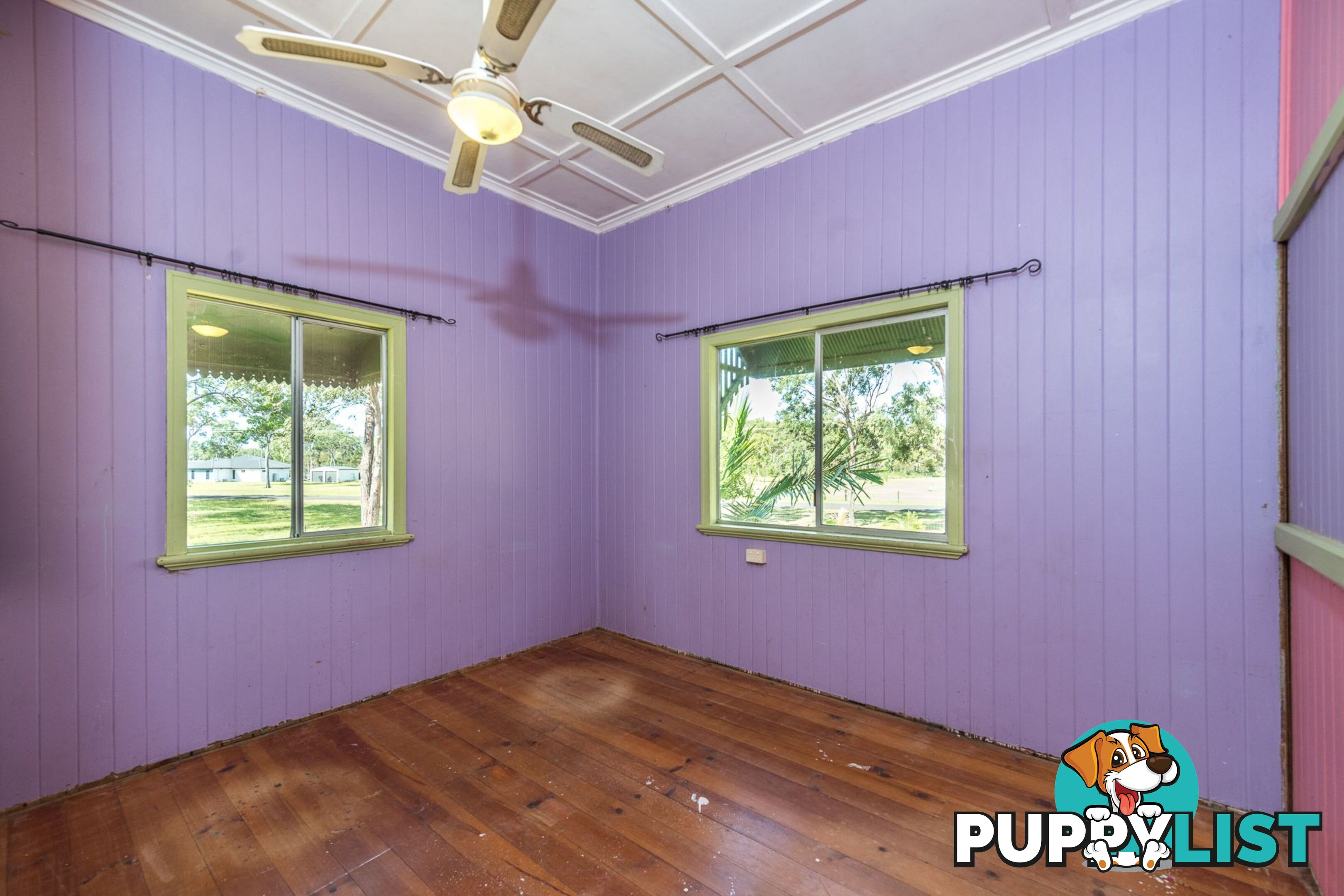 20 Robin Close MOORE PARK BEACH QLD 4670