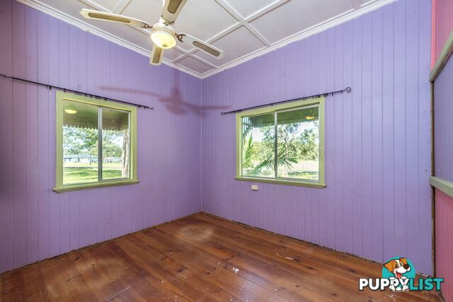 20 Robin Close MOORE PARK BEACH QLD 4670