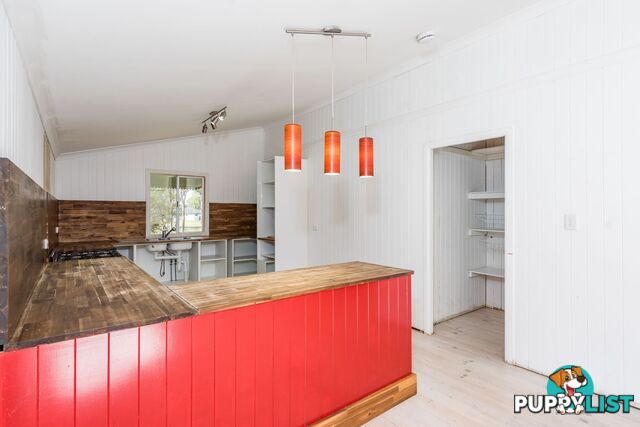 20 Robin Close MOORE PARK BEACH QLD 4670